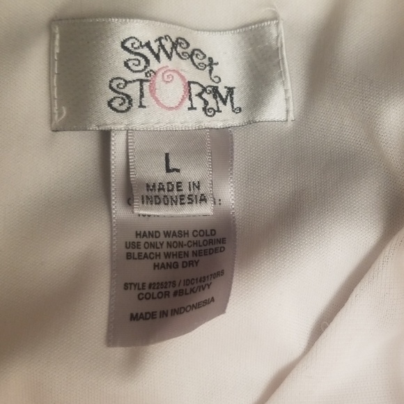 Sweet Storm Black and White * - Picture 3 of 3